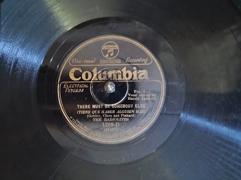 The Radiolites - There Must Be Somebody Else