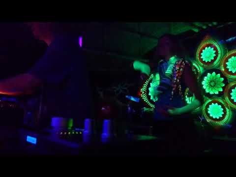 Aes Dana live set feat Rainbow Maria-Roza