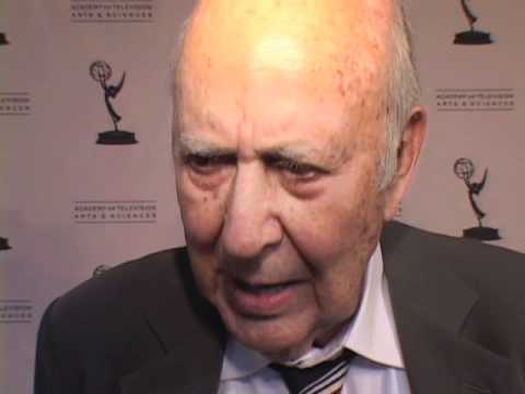 Carl Reiner discusses Rob Reiner wanting to change his name - EMMYTVLEGENDS.ORG