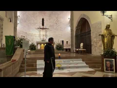 Via Lucis 2021. Adorazione eucaristica dal Santuario della Spogliazione di Assisi