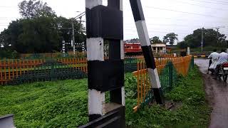 preview picture of video 'Mini single engine at navapur railway station'
