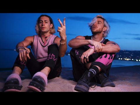 Pas Sages - Je t'aime trop (Clip Officiel)