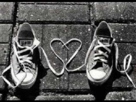 Βαλάντω-στην δίπλα θέση