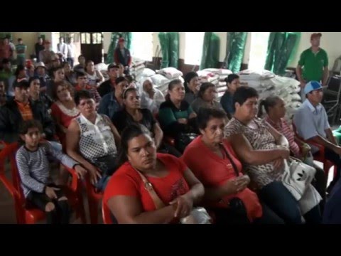 Entrega de herramientas en Quyquyho