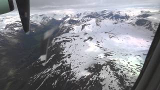 preview picture of video 'Flight from Sandane (SDN) to Sogndal (SOG) - through the fjords!'