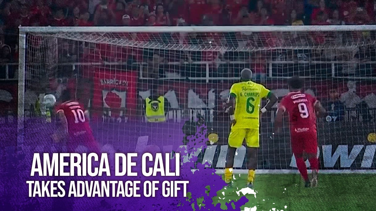 Yeison Guzmán Penalty Goal | Defender Gives Away Cheap Penalty