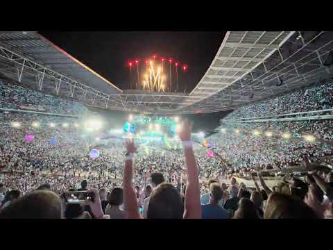 Feels like I'm falling in love - Coldplay Live Wembley 2025