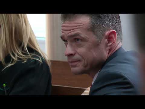 Sprawa Nowaka umorzona, zanim proces się rozpoczął. Były minister był oskarżony m.in. o korupcję