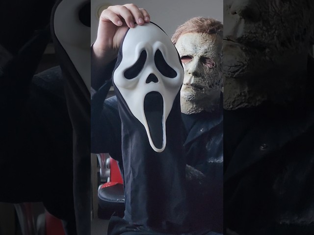 Vídeo relacionado con LXUBDXY Disfraz Scream, Unisex Disfraz Ghostface con Máscara de Scream, Cinturón, Cuchillo de Utilería y Dos Guantes, Disfraces Halloween Adulto, para Carnaval, Halloween, Fiesta, Cosplay (M)