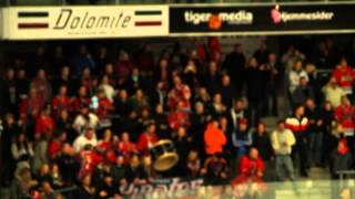 preview picture of video 'Aalborg Pirates - Teddy Bear Toss tirsdag d. 17. december'