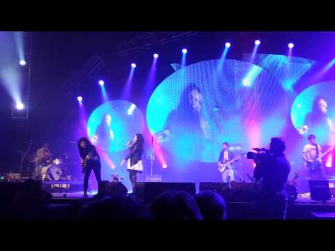 Megakoncert radia Čas 2013 Ostrava, Ewa Farna - Směj se