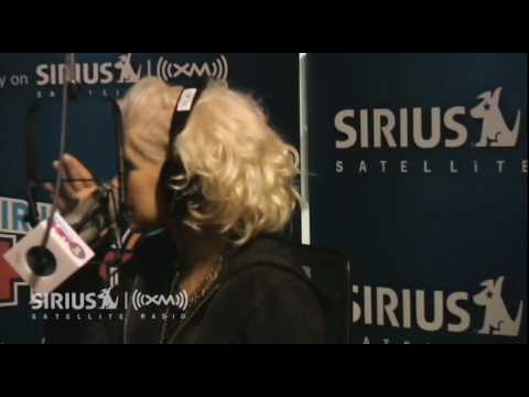 Christina Aguilera on Lady Gaga: "We Couldn't Be More Vastly Different" // SiriusXM // Hits 1