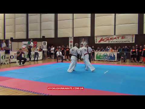 -80 1/4 Paco Zapata (Spain) - Ashot Zarinyan (Russia, aka) - The 32nd European Championship