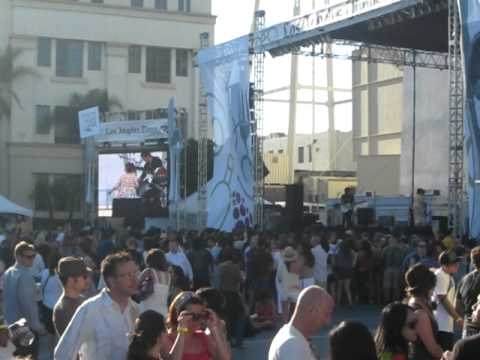 Angela McCluskey of Telepopmusik singing "Breathe" at Wine and Food Festival