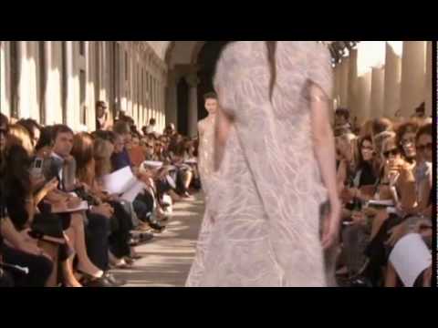 MISSONI_WOMAN_SUMMER 2010_RUNWAY