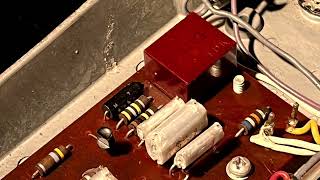 Video thumbnail for Vintage Thomas Organ Crybaby Wah Pedal!!! by Canterbury Audio