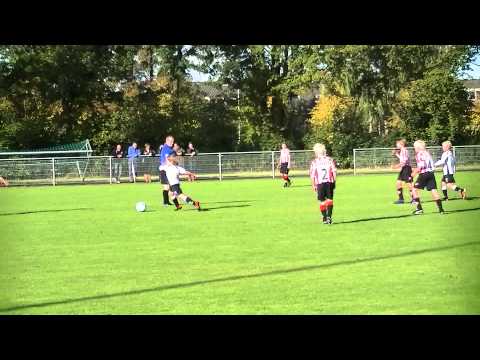 10 Alphense Boys D2 - Meerburg D1 o.a.  goed keeperswerk Joey