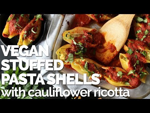 Vegan Stuffed Pasta Shells with Cauliflower Ricotta | Two Market Girls