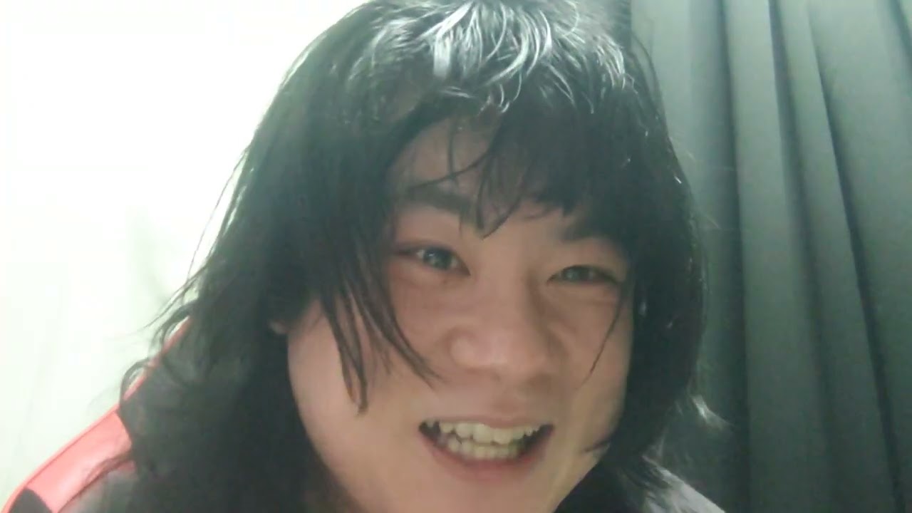 アンチからプレゼントが届いた