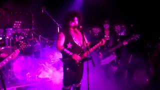 A Failed Escape as KISS!