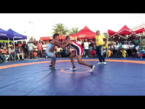 🇨🇩 rouge vs 🇨🇬 bleu, lutte 🤼‍♂️ féminine
