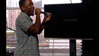Kendrick Lamar performs HiiiPower live