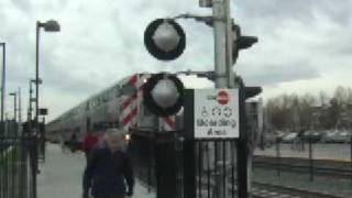 preview picture of video 'Mountain View, CA - Caltrain Station'