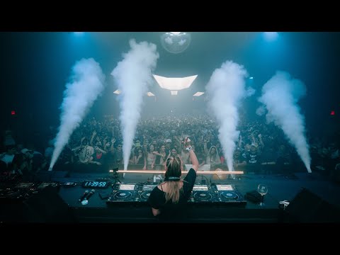 Jackie Hollander Live @Concourse Project 2025