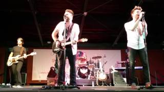 Swon Brothers "Killing Me" featuring tipsy "dancer" -hilarious!