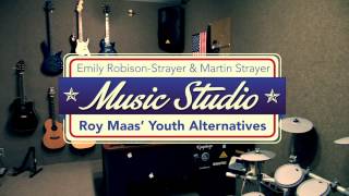 "The World Smiles"--Court Yard Hounds