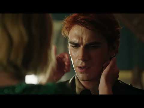 Cheryl uses her pheonix powers to bring everyone back to life - Riverdale 06x19