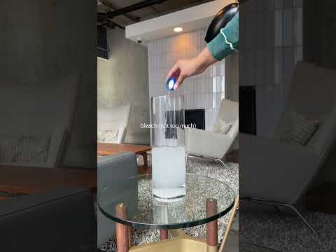 Bleach is the key to make your flowers last longer 🤍