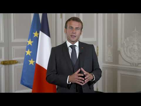 French President Macron congratulates Moovcare! logo