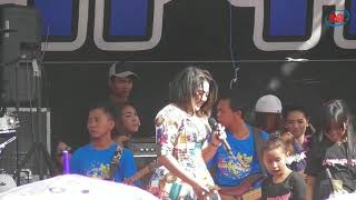 Download lagu WIWIK SAGITA GOYANG 2 JARI NEW PALLAPA LAMBADOR 2018 mp3 Download lagu WIWIK SAGITA GOYANG 2 JARI NEW PALLAPA LAMBADOR 2018 mp3