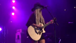 Orianthi / Drive Away Acoustic / Live at Canyon Concerts 9/15/16