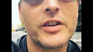 Peter Facinelli - Braving the NY city streets with Luca