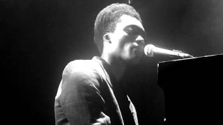 Benjamin Clementine " St-Clementine-On-Tea-And-Croissants " Trianon de Paris 19032015