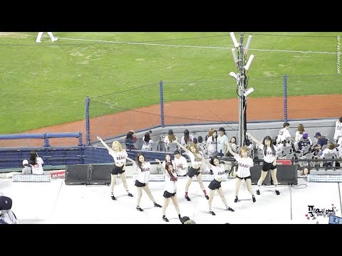 170825 소나무(Sonamoo) 금요일밤(Friday Night) [잠실야구장 축하공연] 직캠 by 포에버