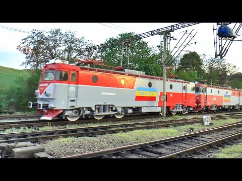 Trenuri pe Seară în Gara Apahida 🚊🚄 Trains on Evening in Apahida Railway Station - 25 April 2025