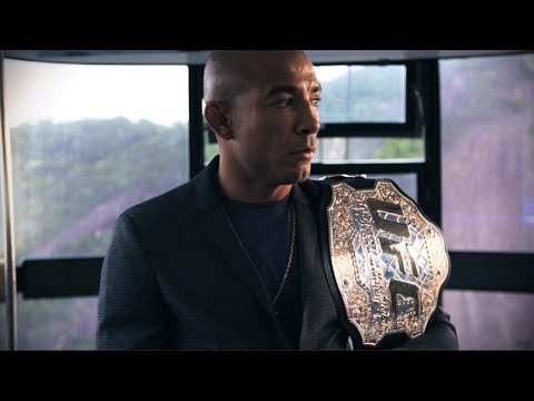Joe Rogan Previews Aldo vs. Holloway