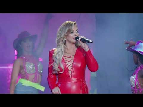 Afrikaans is Groot and Demi Lee Moore