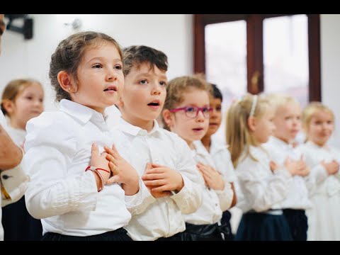 Magyar iskolakezdők köszöntése Szatmár és Szilágy megyében 