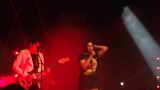 Dënver feat. Fanny Leona - La Lava(01-04-2016,Teatro Cariola,Santiago)