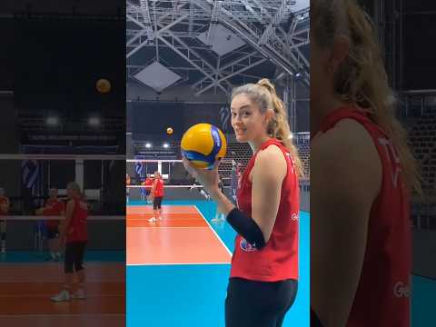 İnanılmaz Refleksler - Unbelievable Reflexes #volleyball #volleyballworld #volley #volleyballplayer