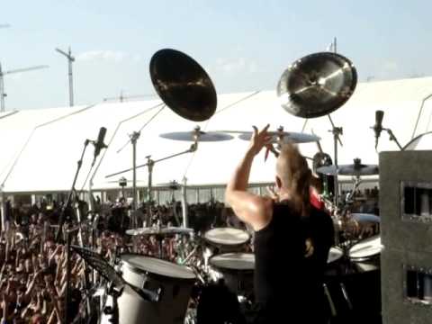 Mike Terrana plays Over the Hills and Far Away - On tour with Tarja