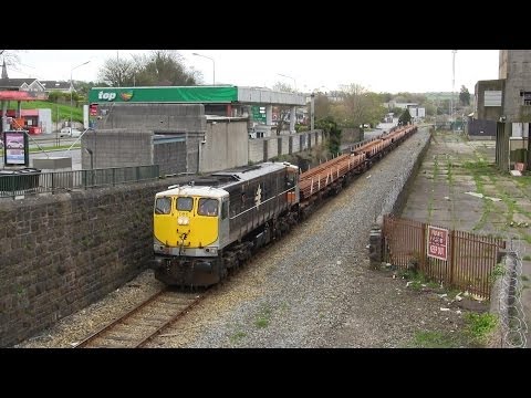 086 on a laden Steel Train @ Waterford & Gowran (12-4-2014)