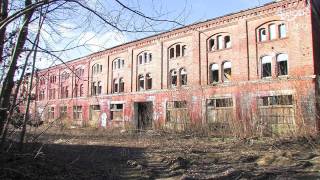 preview picture of video 'Lost Place - Leipzig - Kaserne - Geocaching - Urbex'