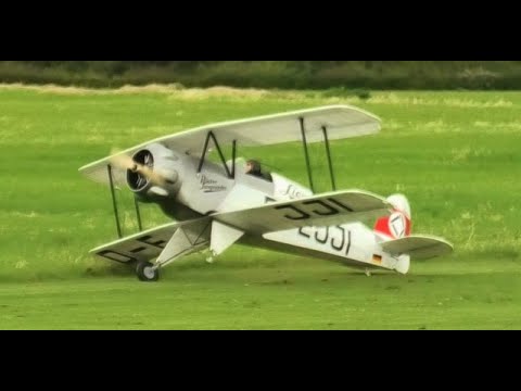 ONE WHEEL LANDING - 50% SCALE RC BUCKER JUNGMEISTER - ADAM AT BUCKMINSTER WARBIRDS - 2024
