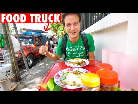Eating at ORIGINAL THAI FOOD TRUCK!  🚚  Asian STREET FOOD on Wheels!