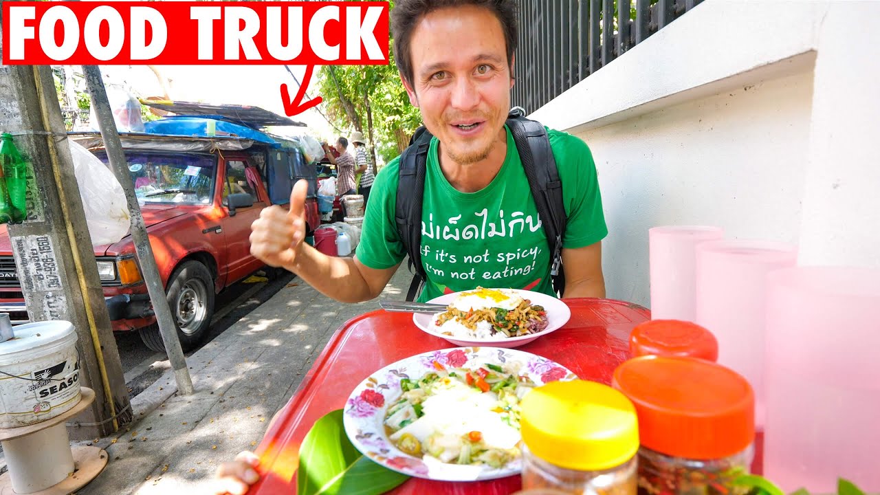 Eating at ORIGINAL THAI FOOD TRUCK! Asian STREET FOOD on Wheels!